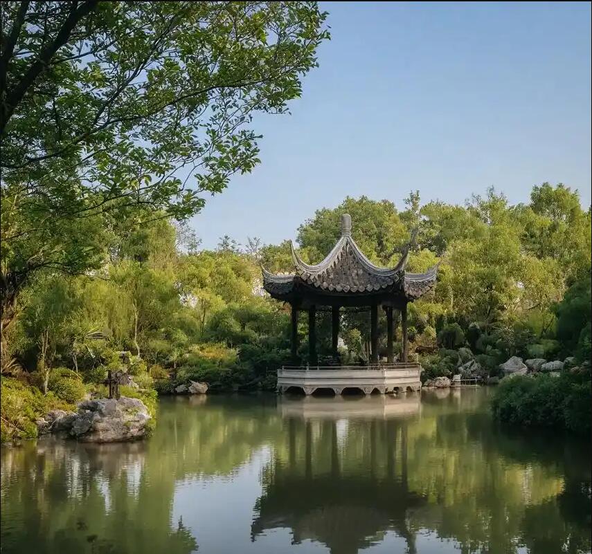 乌苏凝天餐饮有限公司